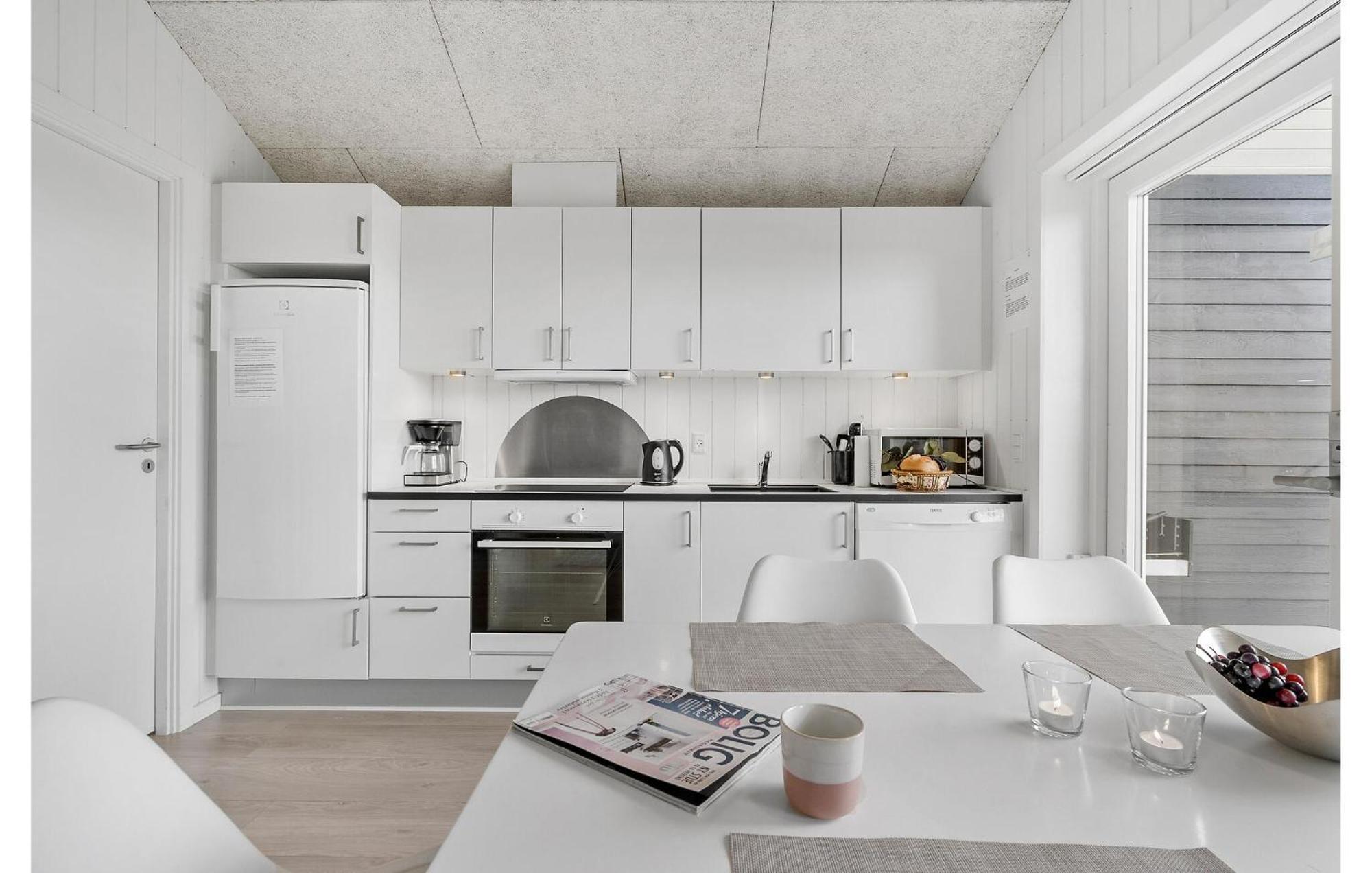 Amazing Home In Ringkobing With Kitchen Sondervig Luaran gambar
